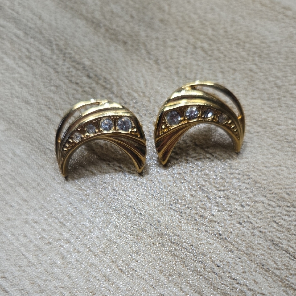 Vintage Celestial Moon🌙 Gold Tone And Rhinestone Clip On Earrings - Picture 2 of 4